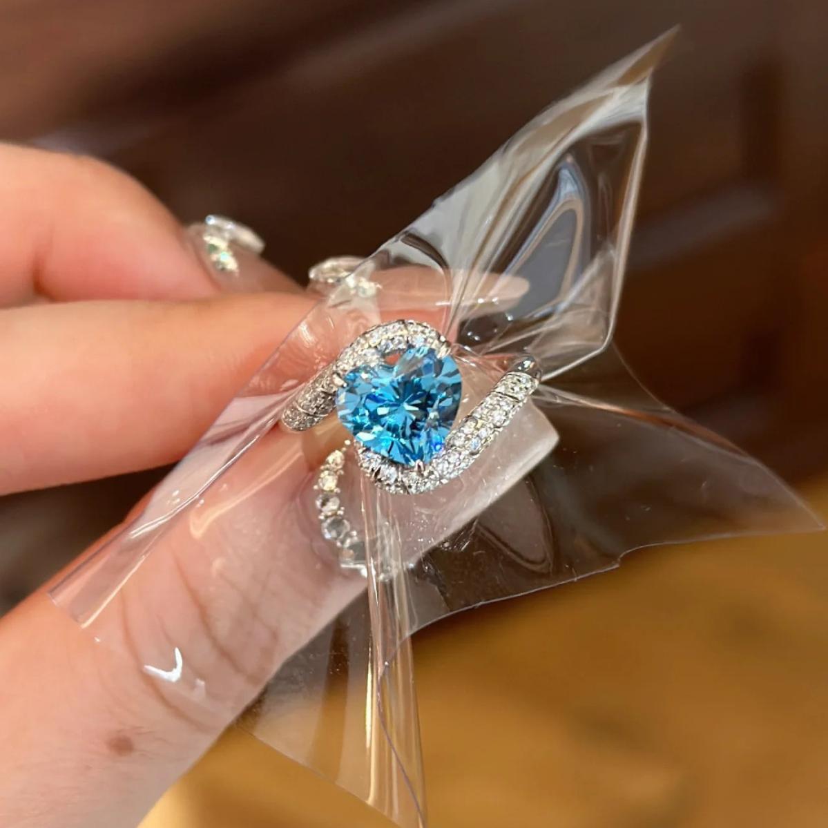Heart shaped  Zircon diamond ring